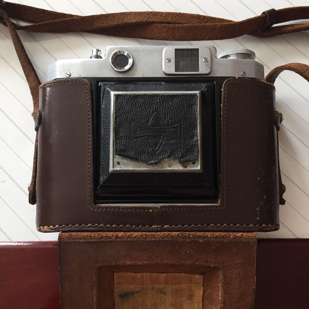 Mamiya Large -Size Medium Format Camera (Film) Mamiya-6