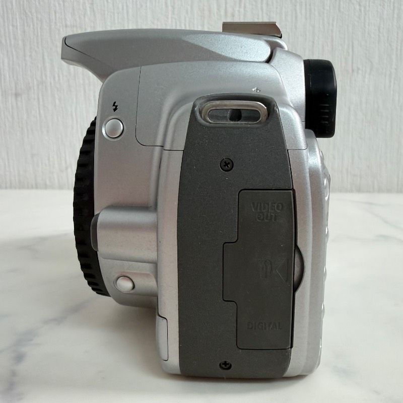 Canon Slr Camera (Film) Eos Kiss Digital X 531K