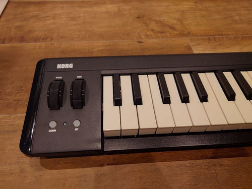 Korg Midi Keyboard Pad Microkey 61