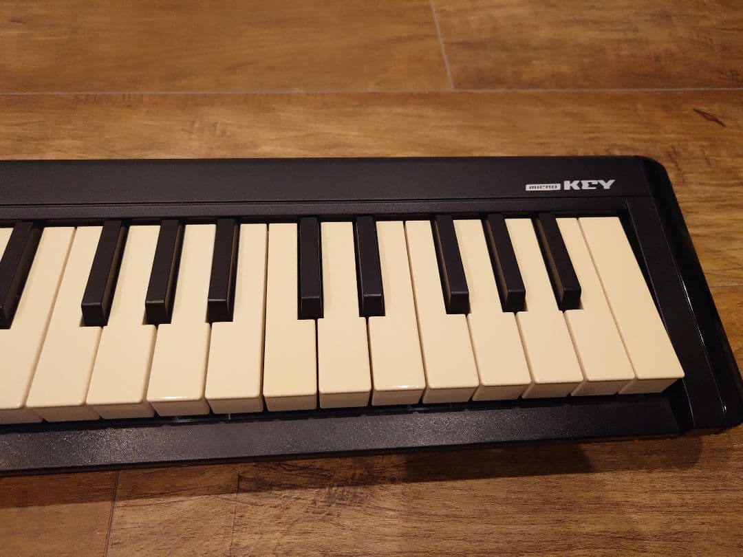 Korg Midi Keyboard Pad Microkey 61