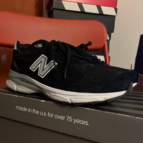 New Balance Sneakers 990V3