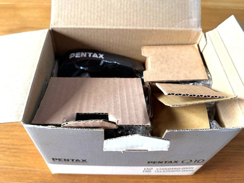 Pentax Mirrorless Interchangeable Lens Cameras Q10