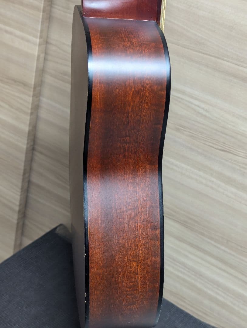 Acoustic Guitars Yamaha Jr2