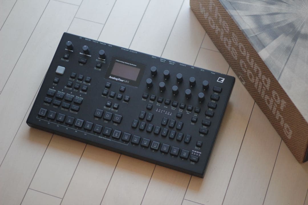 Rhythm Machine Elektron Analog Four Mkii