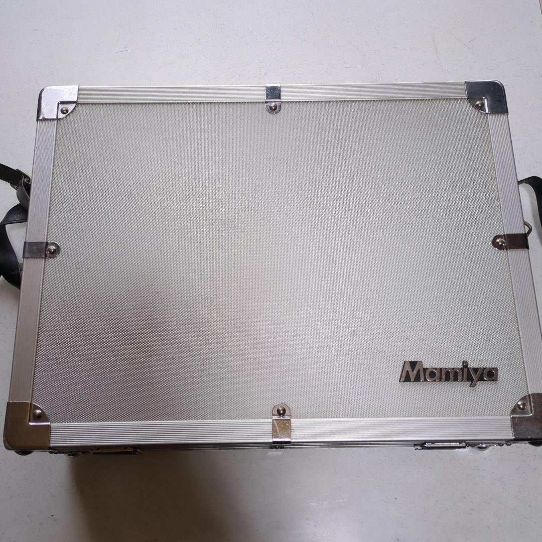 Large -Size Medium Format Camera (Film)