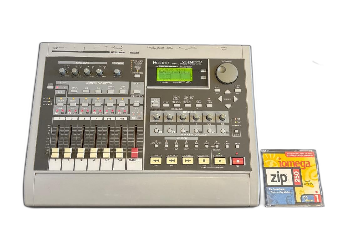Roland Multi -Track Recorder Vs-840Ex Daw