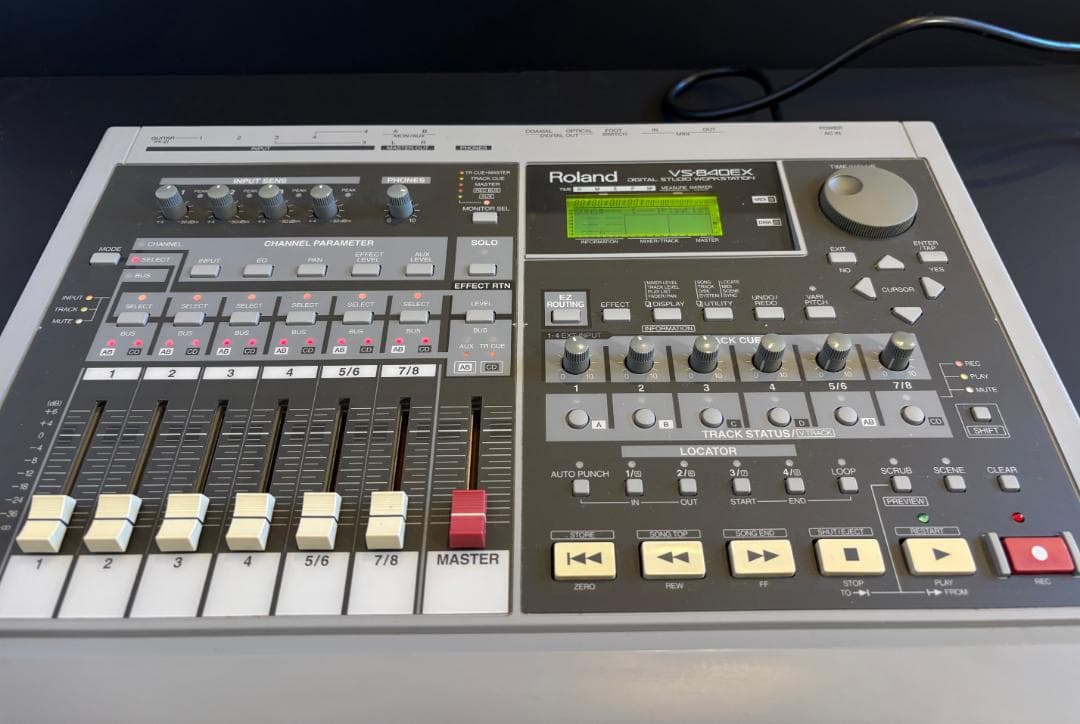 Roland Multi -Track Recorder Vs-840Ex Daw