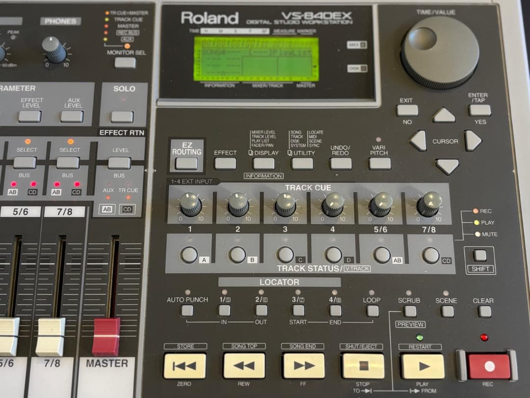 Roland Multi -Track Recorder Vs-840Ex Daw