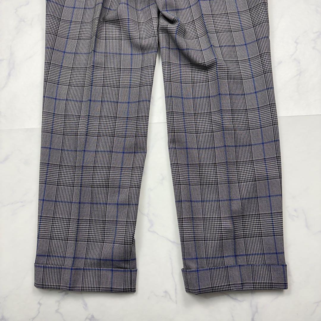 Tomorrowland Business Suit