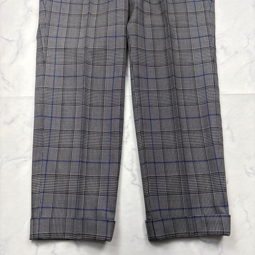 Tomorrowland Business Suit