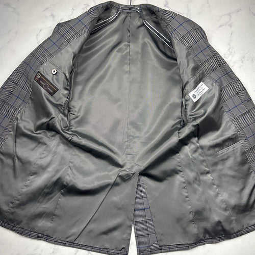 Tomorrowland Business Suit