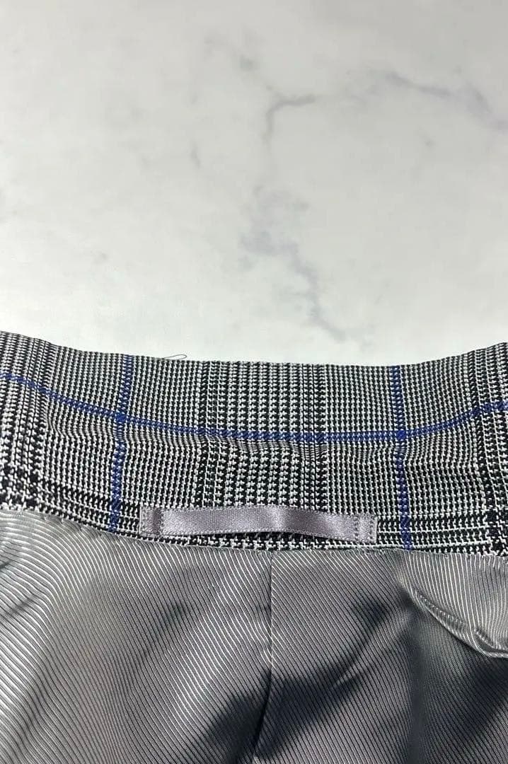 Tomorrowland Business Suit