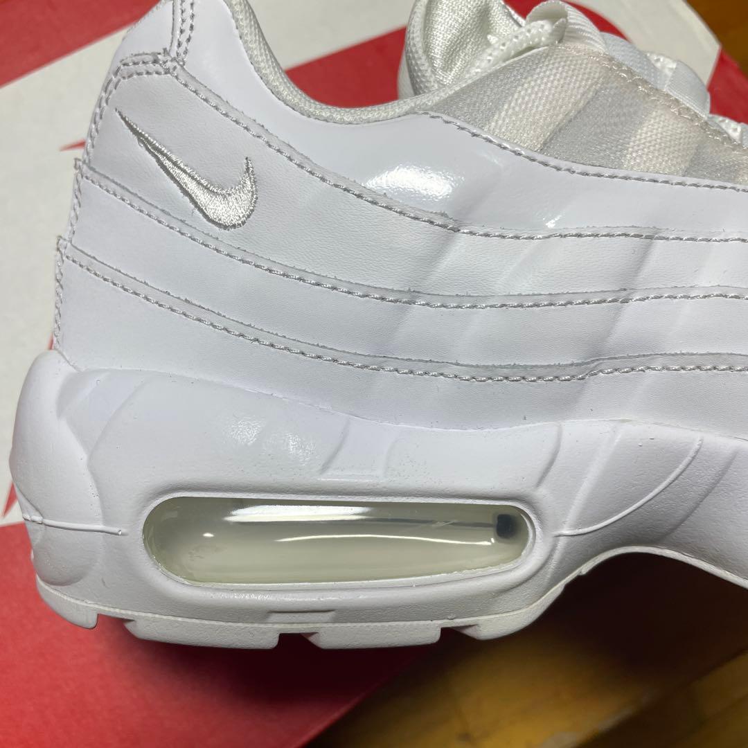 Nike Sneakers W Air Max 95 "Triple White" 27