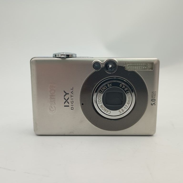 Canon Compact Digital Camera Ixy 55 Silver