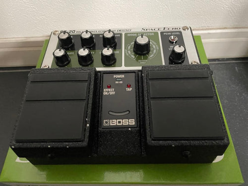 Guitar Effector Roland Space Echo Re-201