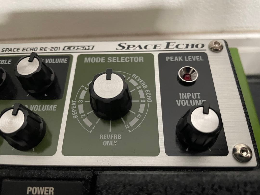 Guitar Effector Roland Space Echo Re-201