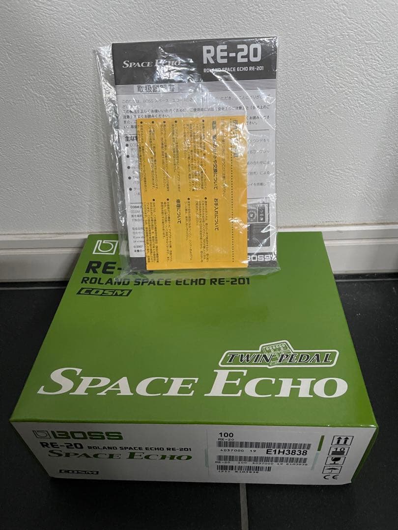 Guitar Effector Roland Space Echo Re-201