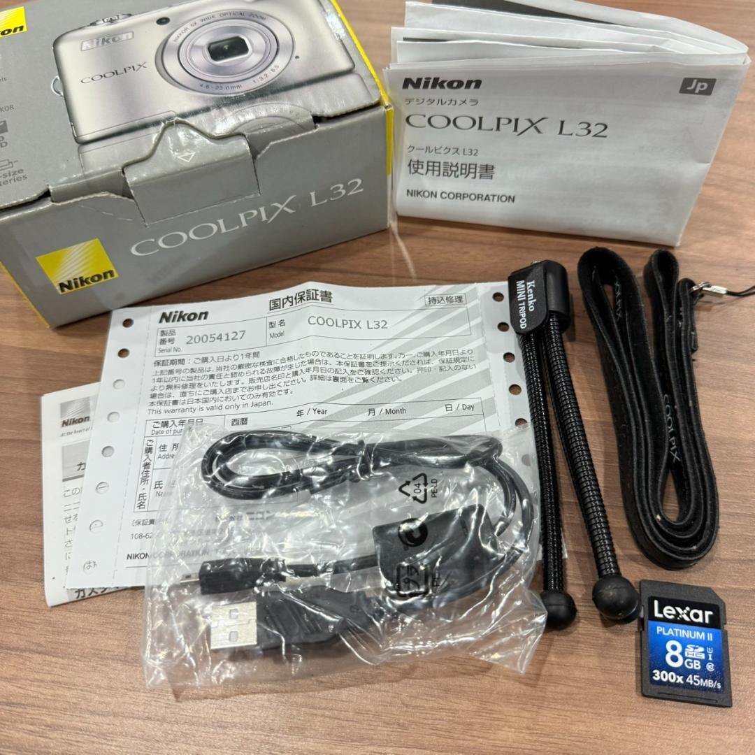 Nikon Compact Digital Cameras Coolpix L32