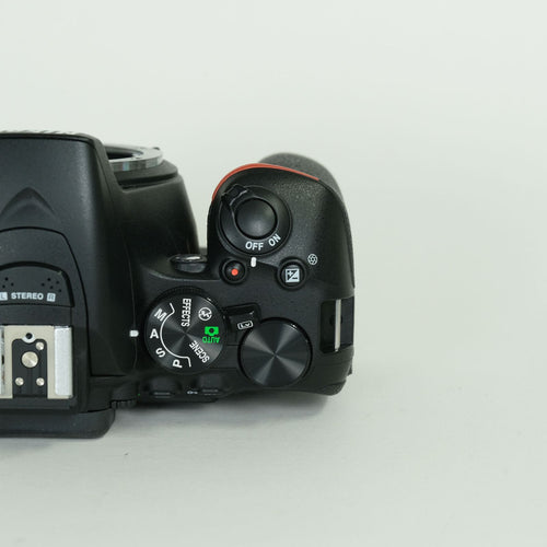 Nikon Digital Slr 15,290 2 D5600 F