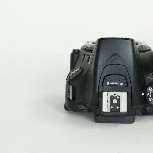 Nikon Digital Slr 15,290 2 D5600 F