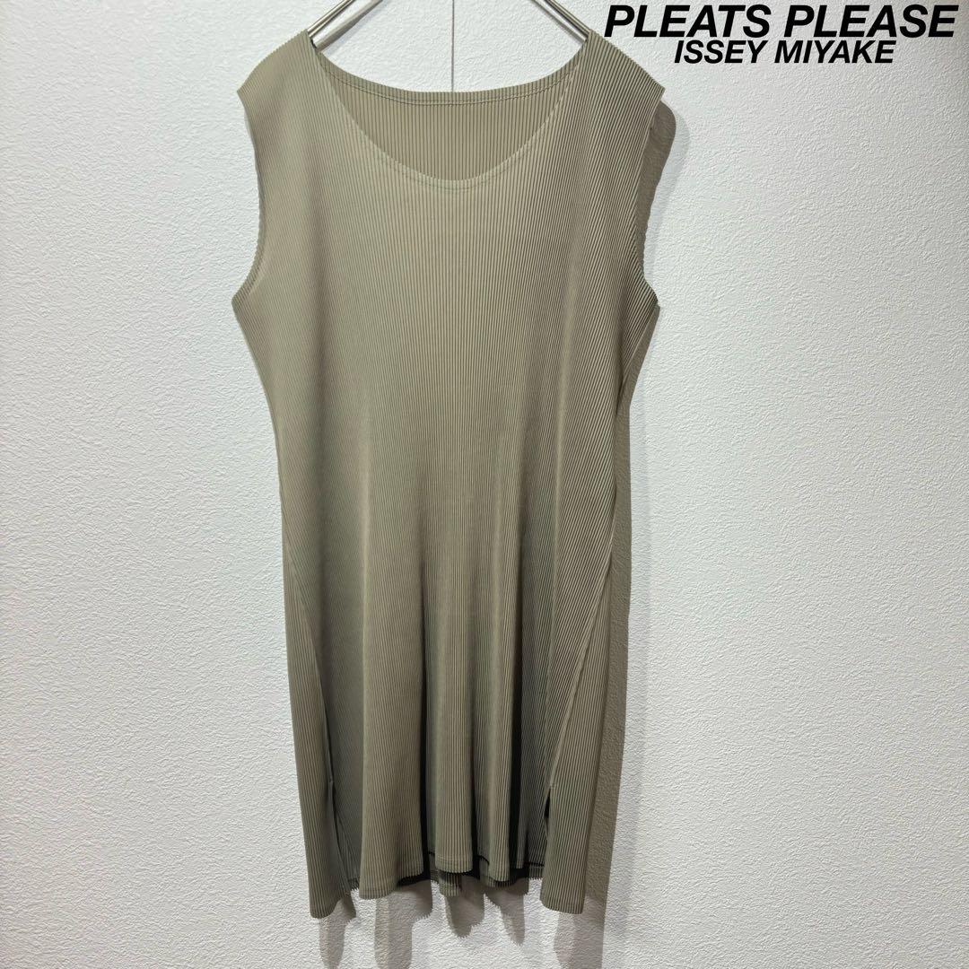 Pleats Please Sleeveless Issey Miyake