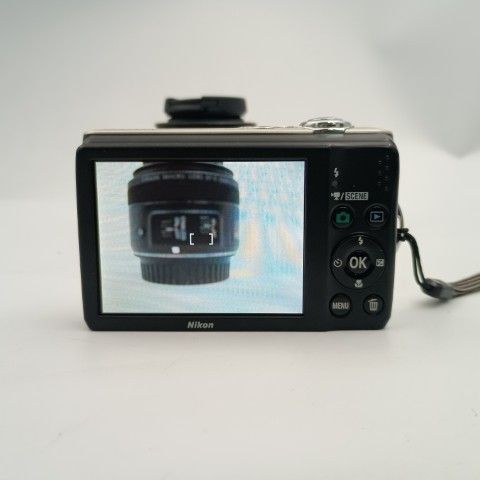 Nikon Compact Digital Camera Coolpix L22