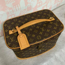 Louis Vuitton Shoulder Bags