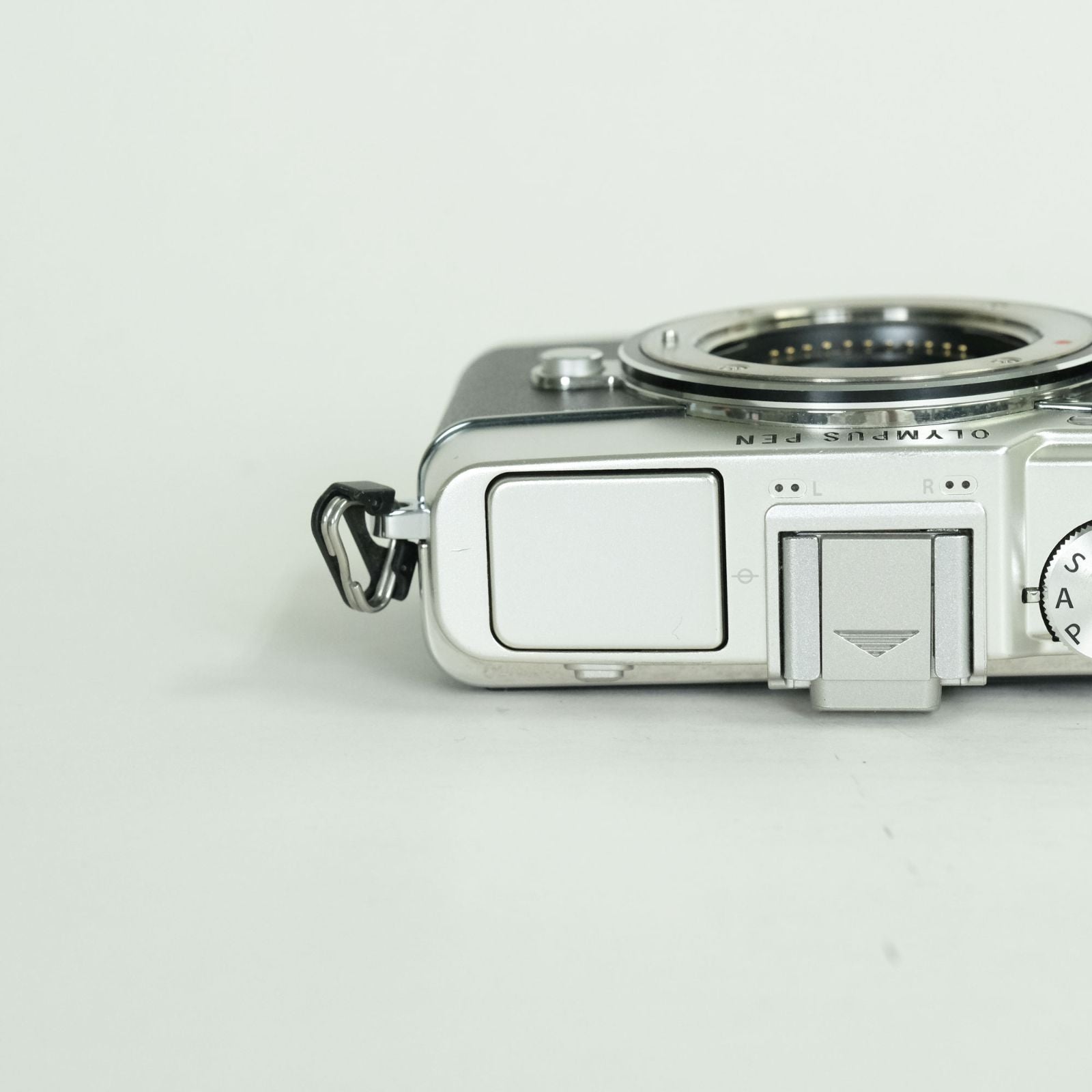 Olympus Mirrorless Interchangeable Lips 7,333 Pen E-P5