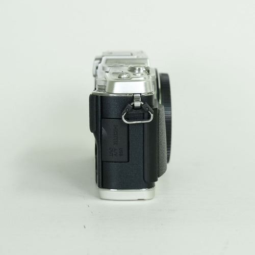 Olympus Mirrorless Interchangeable Lips 7,333 Pen E-P5