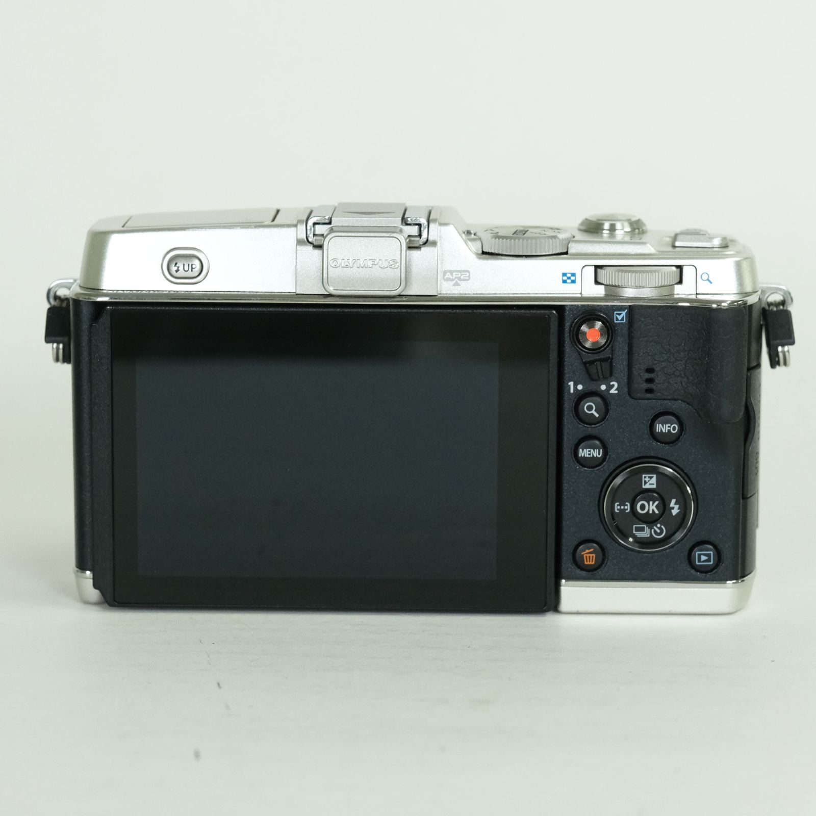 Olympus Mirrorless Interchangeable Lips 7,333 Pen E-P5