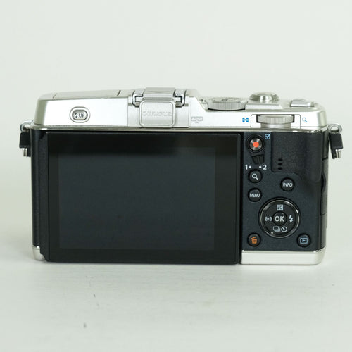 Olympus Mirrorless Interchangeable Lips 7,333 Pen E-P5