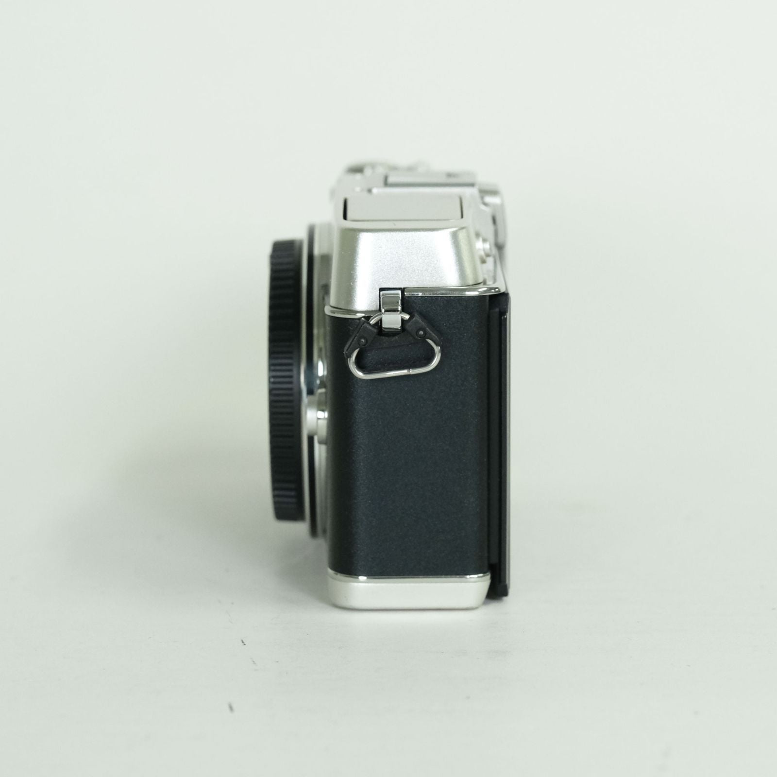 Olympus Mirrorless Interchangeable Lips 7,333 Pen E-P5