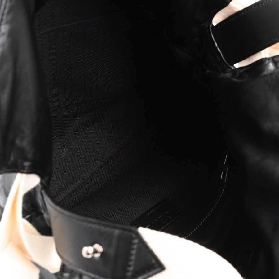 Loewe Shoulder Bag 334.82.S83