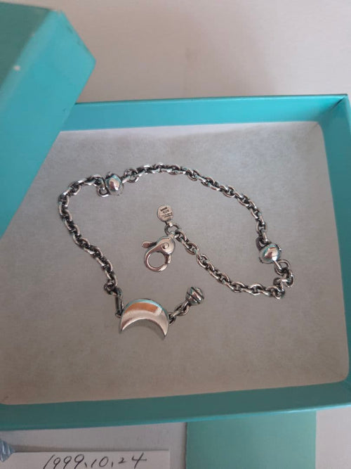 Tiffany Bracelets Co.
