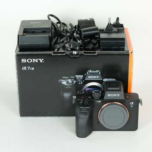 Sony Mirrorless Interchangeable Lips 5,250 7S Iii Ilce-7Sm3 E