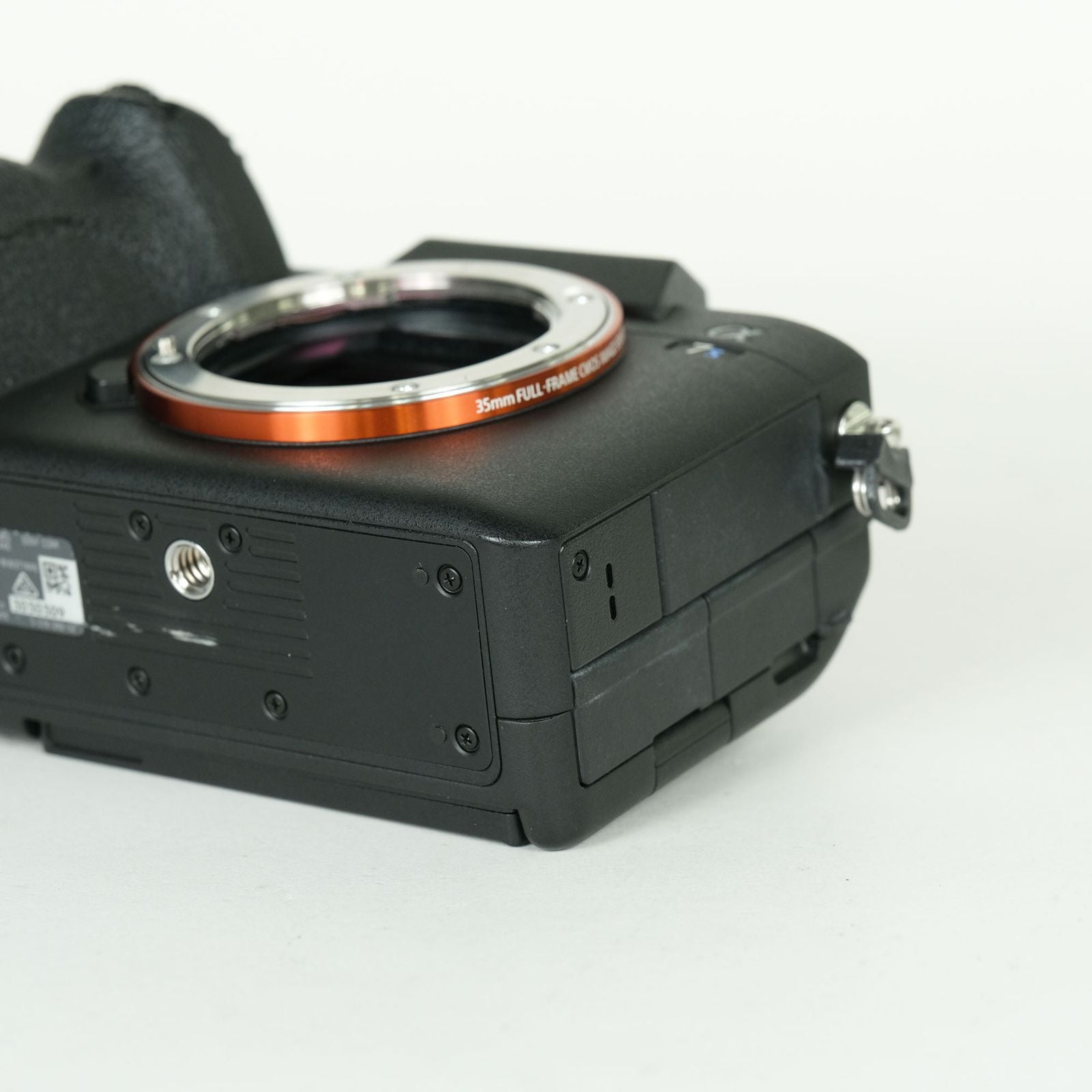 Sony Mirrorless Interchangeable Lips 5,250 7S Iii Ilce-7Sm3 E