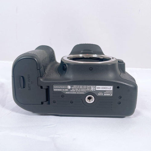 Canon Digital Slrs Eos 80D Ef-S 18-135 Is Usm