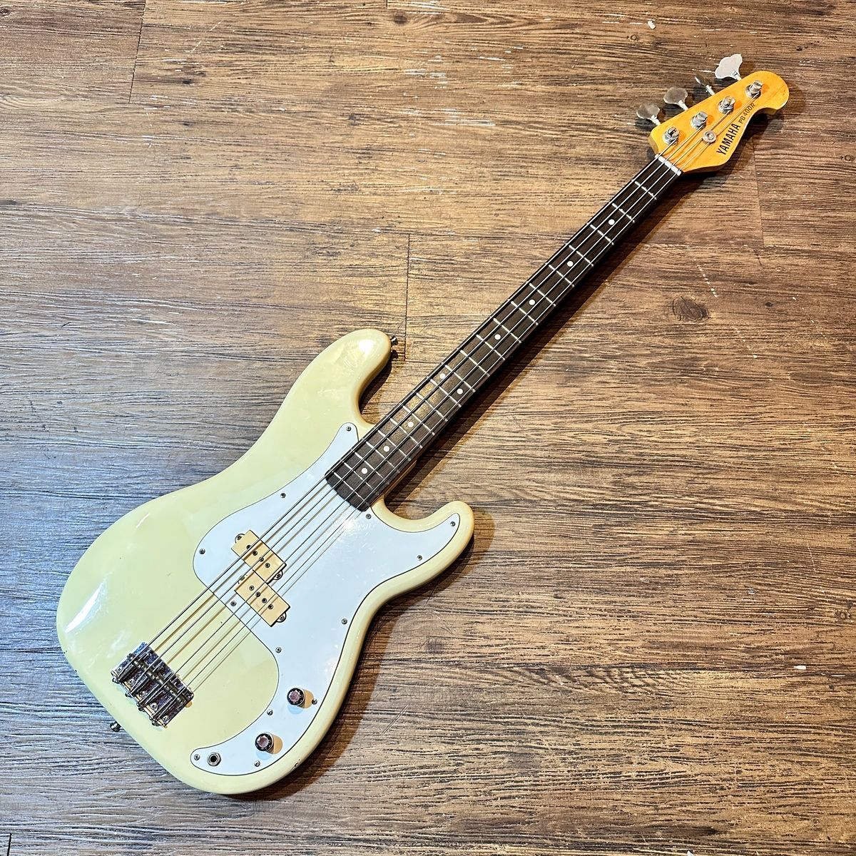 Yamaha Electric Bass Pb-400R 1984 Made In