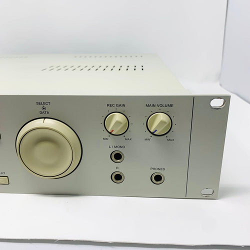 Akai Professional Samplers Digital Sampler S2000
