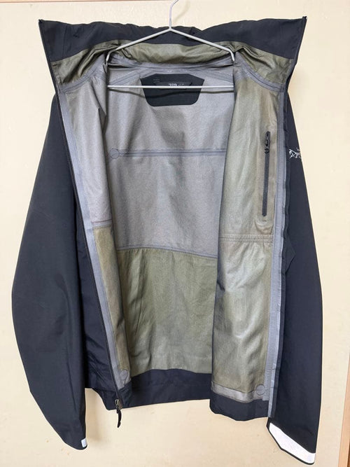 Arc'Teryx Mountain Parkas A2B Commuter Hardshell Jacket
