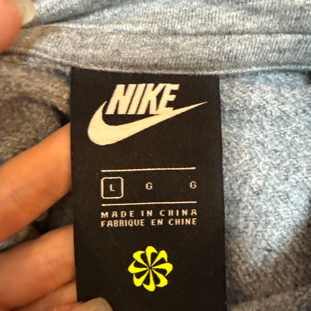 Nike Sweatshirts L
