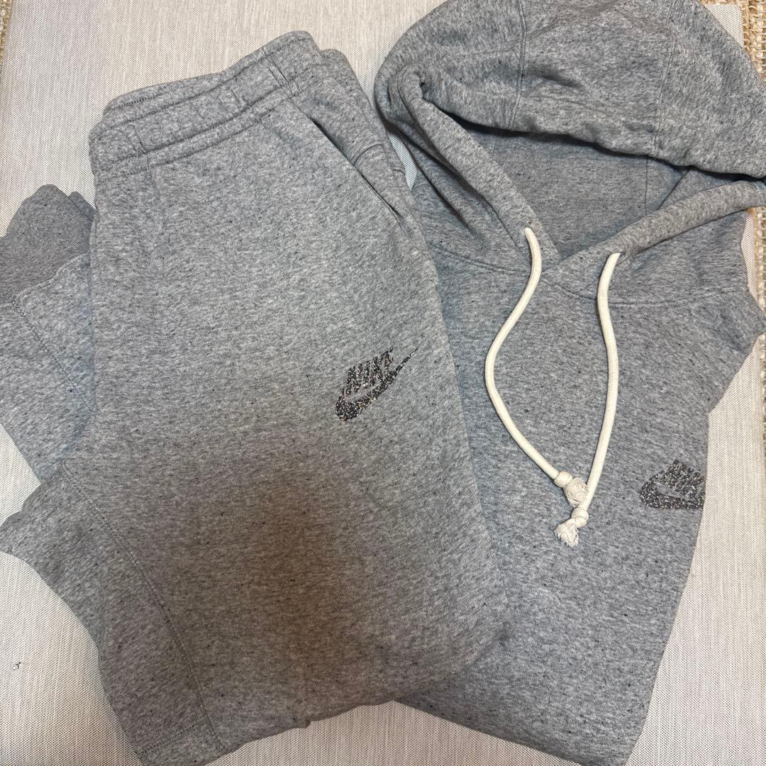 Nike Sweatshirts L