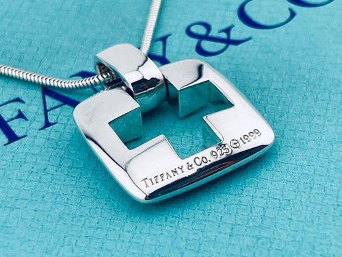 Tiffany Necklaces D325
