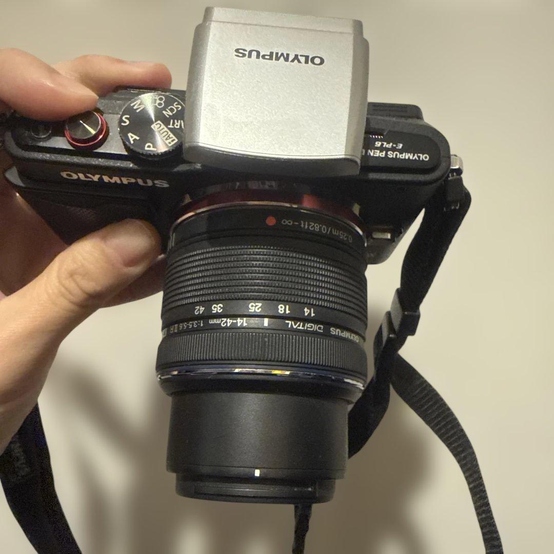 Olympus Mirrorless Interchangeable Lips E-Pl6