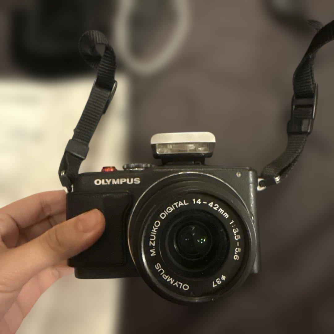 Olympus Mirrorless Interchangeable Lips E-Pl6