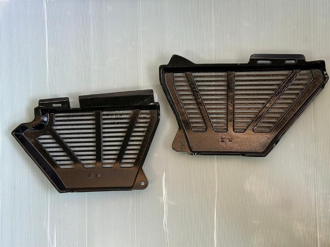 Side Covers Z1 Z2 /Z750Rs Z900 Beet