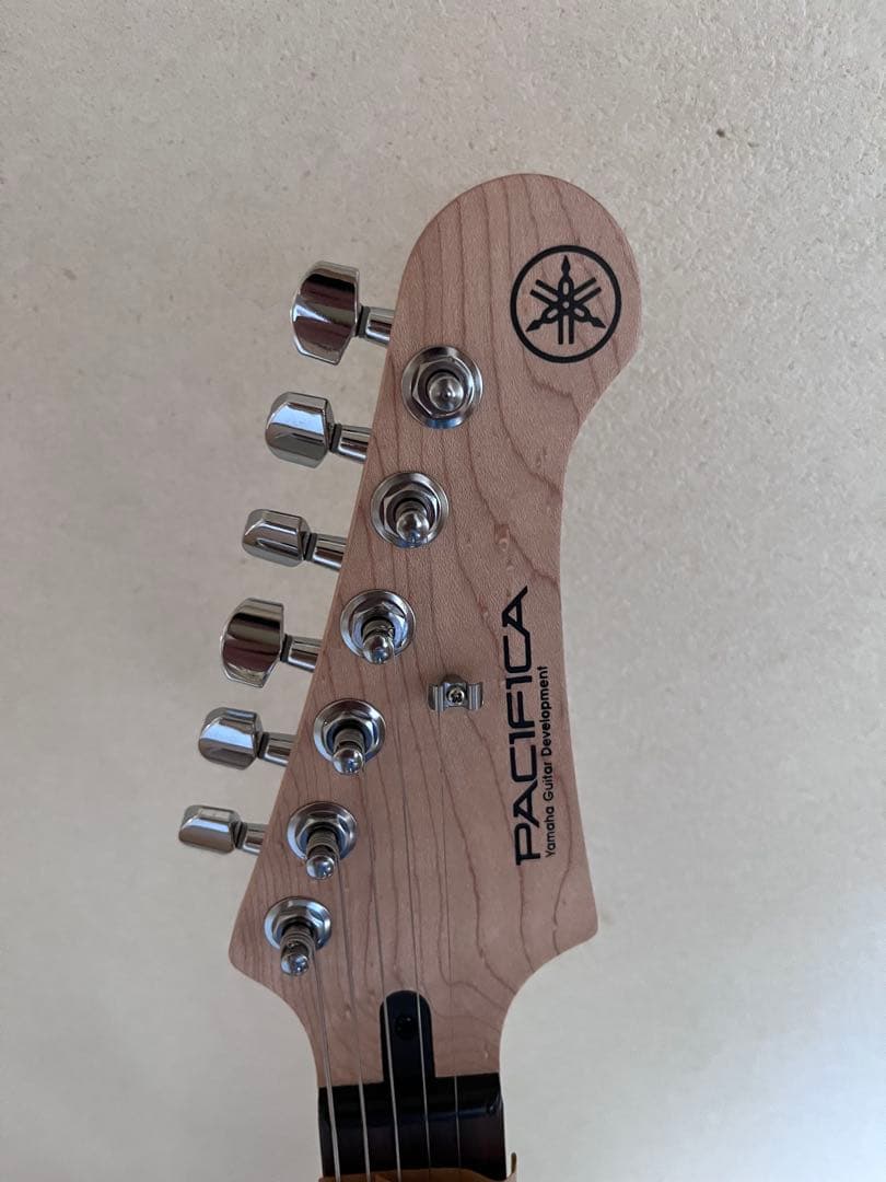 Yamaha Electric Guitars Pacifica Pac112V
