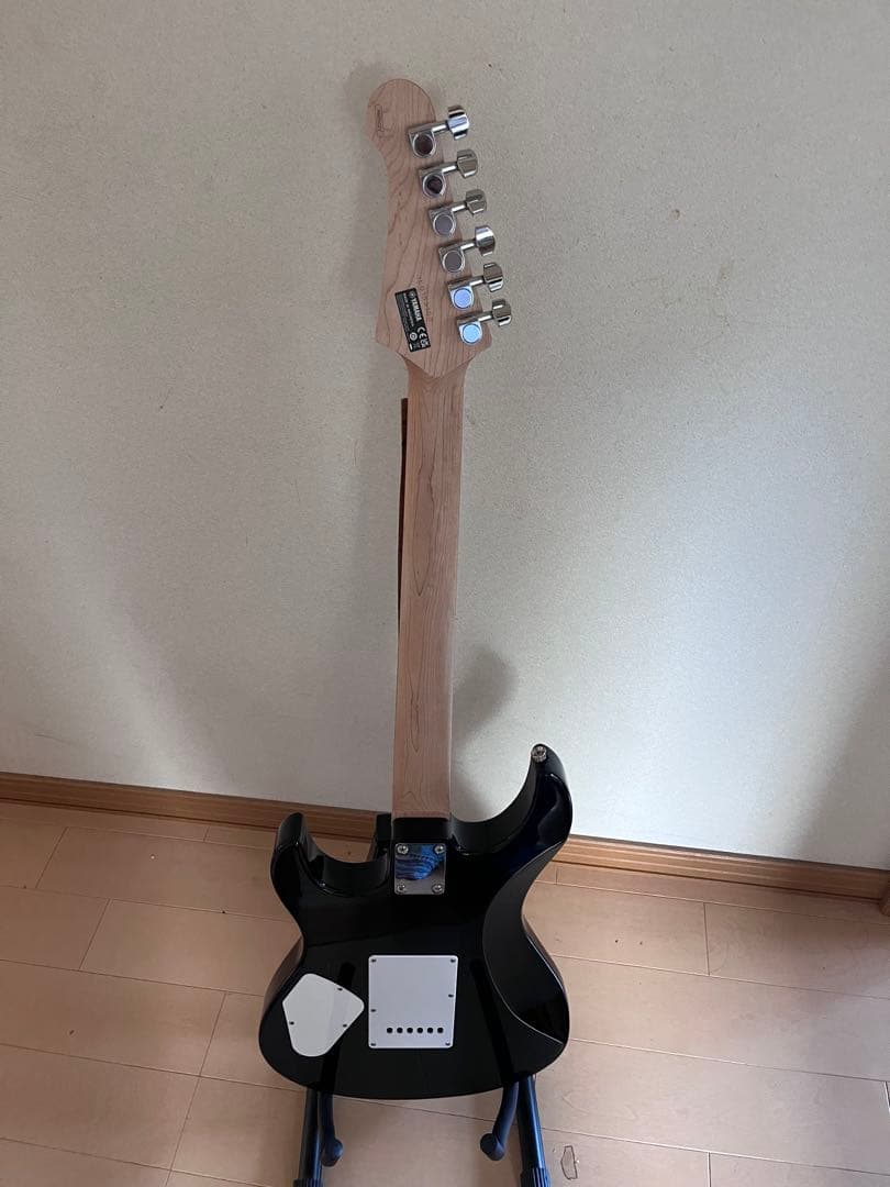 Yamaha Electric Guitars Pacifica Pac112V