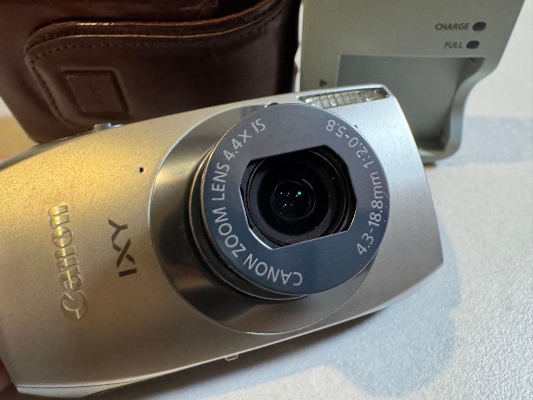 Canon Compact Digital Cameras Ixy 31S