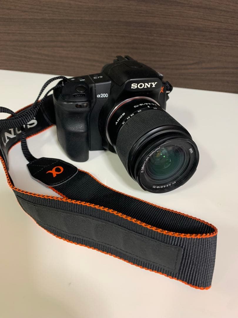 Sony Digital Slrs 200 Dslr-A200